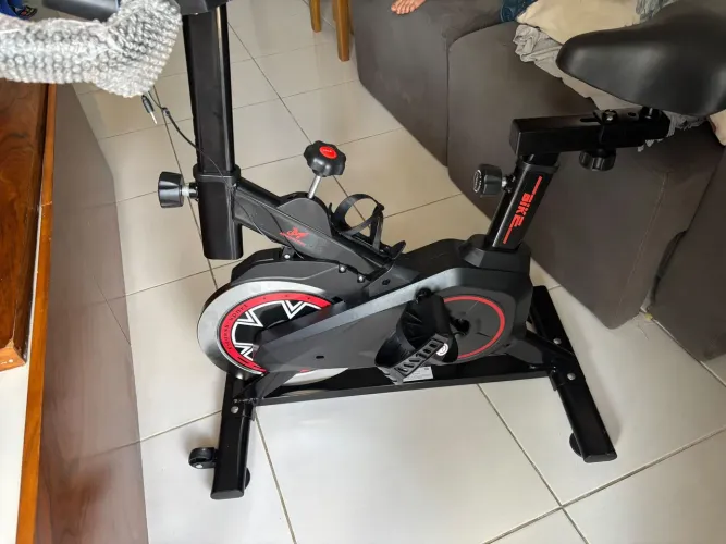 Bicicleta Ergométrica Spinning Residencial