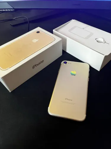 iPhone 7 GOLD - 32GB
