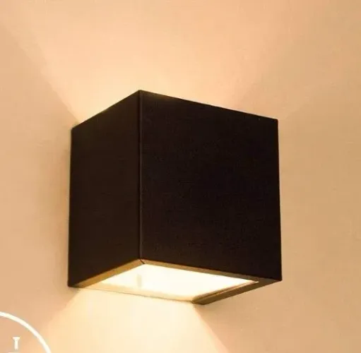 Arandela 2 fechos de luz