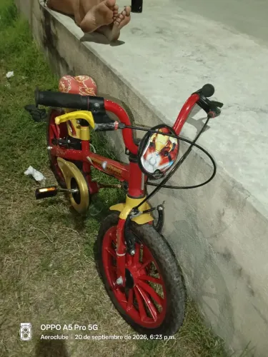 Bicicleta infantil Iron Man aro 16