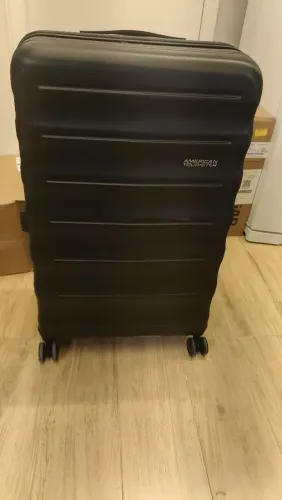 Mala Dura Preta 32kg American Tourister