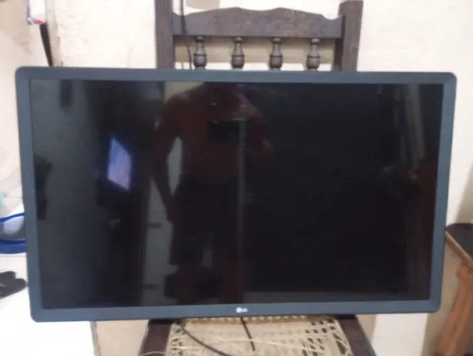 TV LG 32 " HD LCD / LED 3 HDMI 2 USB