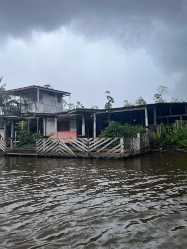 Terreno rural margem rio Matapi