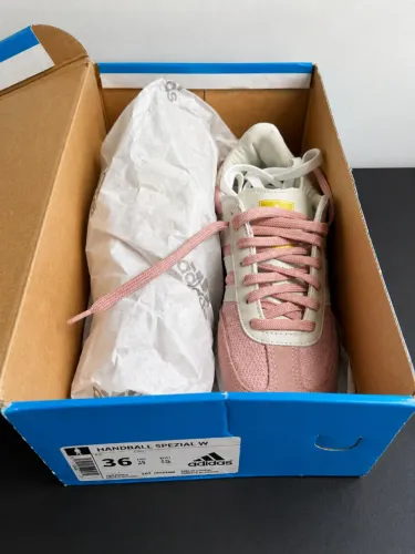 Tênis Adidas Samba + BRINDE (talco tenys-pé)