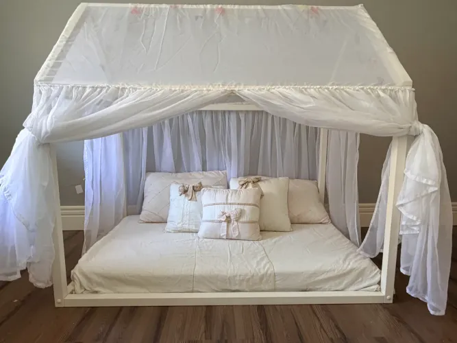 Cama Montessori Infantil + Brindes - Semi Nova!
