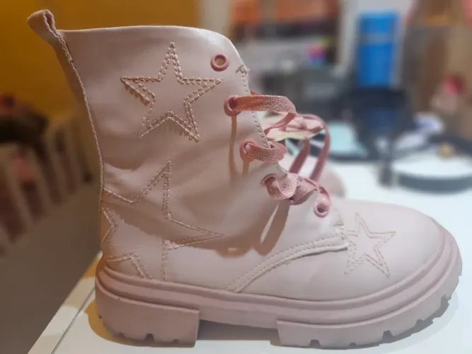 Bota infantil - tamanho 31