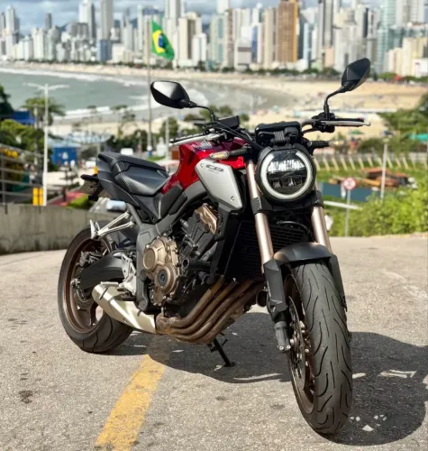 Honda CB 650R | Moto de Procedência