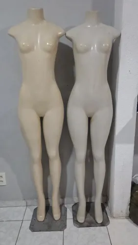 Manequim feminino