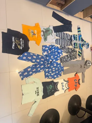 Lote de roupas 2 anos Menino Gap, Carters