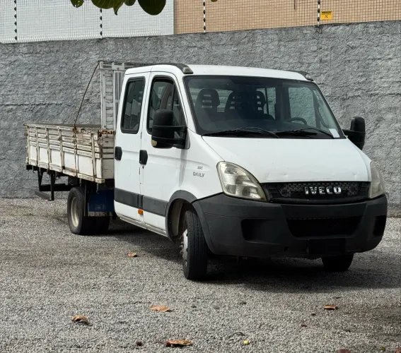 ? IVECO DAILY 55C17CD - CABINE DUPLA ?