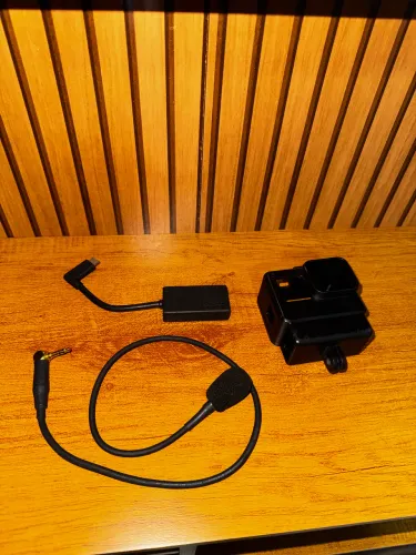 Adaptador de microfone para GoPro original com o microfone original