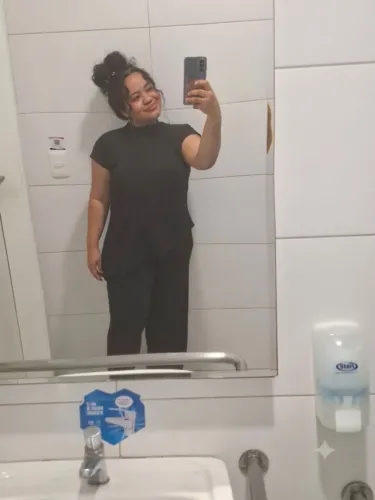 Estou oficialmente aceitando novos projetos como sua Freelancer!