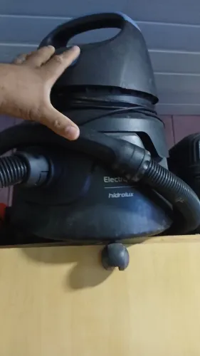 Aspirado e assoprado de pó