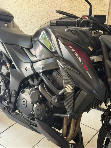 Suzuki GSX-S750 ? 2018