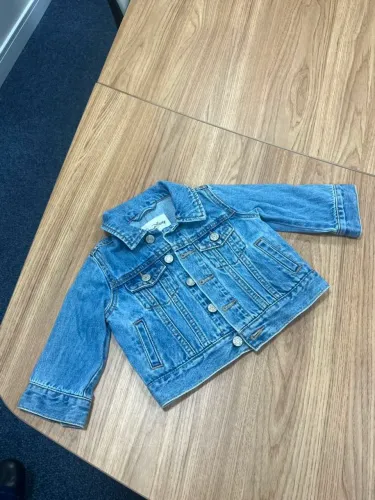 Jaqueta infantil GAP