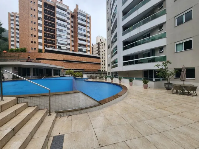 Apartamento 4 dormitórios Itacorubi