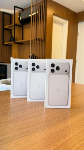 iPhone 17 Pro Max - 256GB | Pronta Entrega - Loja Física