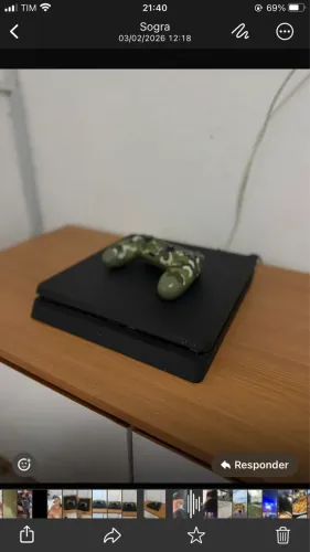 Ps4 slim 1 tb ( valor negociável)