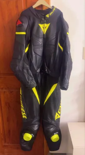 MACACÃO DAINESE 2 PEÇAS 56