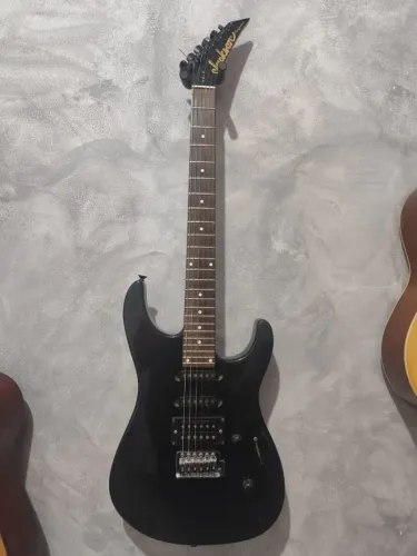 Guitarra Jackson SP-2 anos 90 com captador Sergio Rosar
