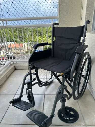 Cadeira de rodas basic 