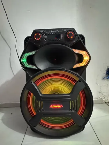 Vende-se caixa de som Amvox 850w