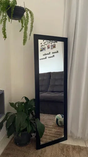 Espelho de corpo inteiro em ótimo estado 150 x 50 cm