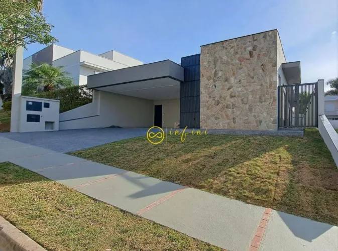 Casa de Condomínio com 3 Quartos sendo todos Suíte à venda, 220 m² por R$ 2.500.000 - Cond
