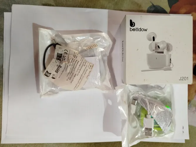Kit 3 Fones de Ouvido Bluetooth (Bettdow + Ultrapods