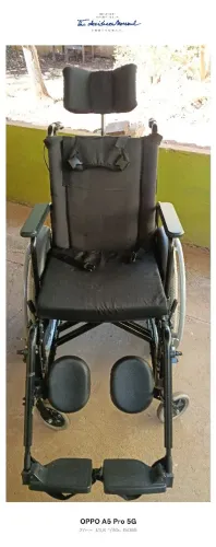 CADEIRA DE RODAS