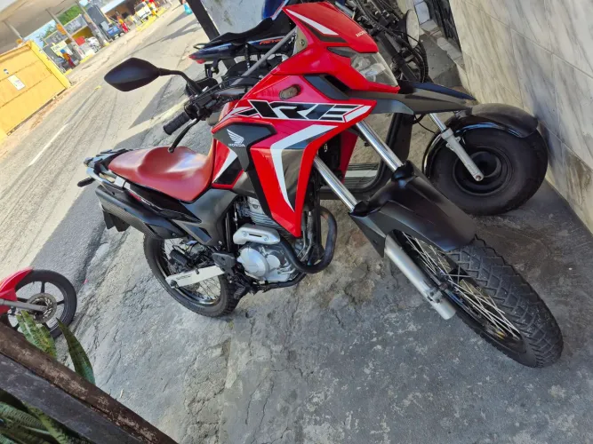 Vende-se XRE 300