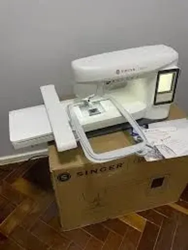 Máquina de costura Singer Nova