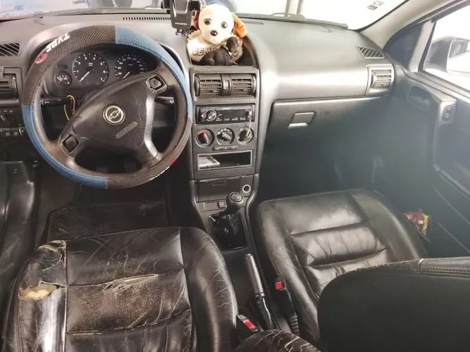 Chevrolet Astra 2.0/ CD/ GLS 2.0 MPFI 16V 3P 2000