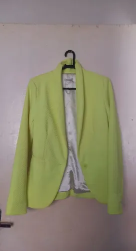 Blazer feminino amarelo vibrante tm M