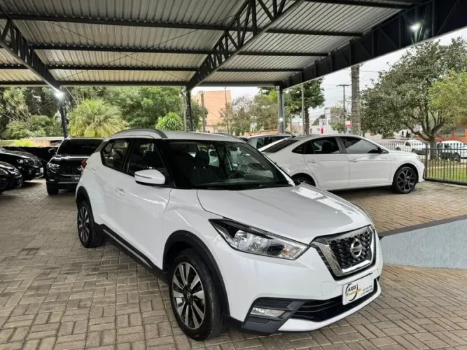 Nissan Kicks 1.0 Turbo Advance 2017