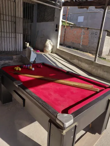 Vendo massa de sinuca, ótimo pra treinar em casa ou pra chácara