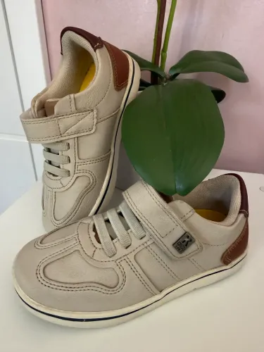 Tênis Klin Kids Off-White Velcro Nº 28 Seminovo