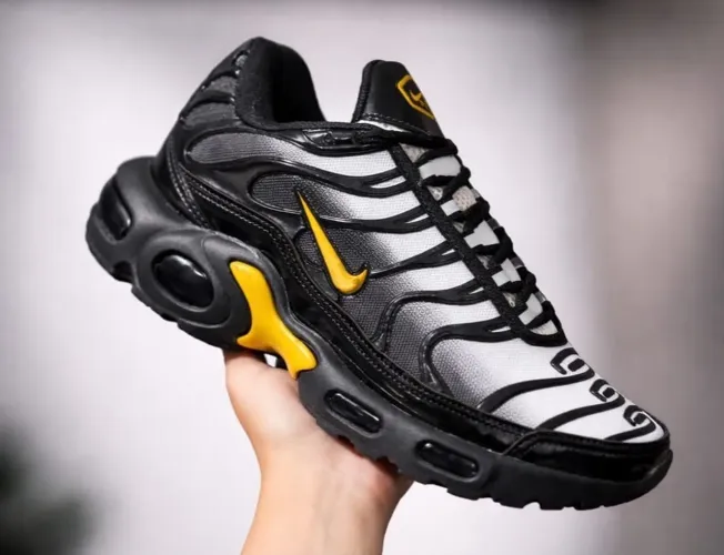 TÊNIS AIR MAX TN WOLVERINE - Do 38 ao 43