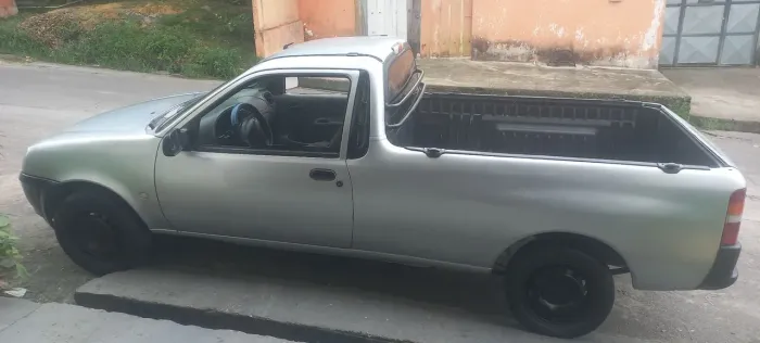 Ford Courier 1.6 L/ 1.6 Flex 2010