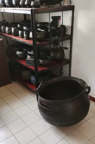 Panelão Caldeirão de Ferro Fundido - 180 Litros