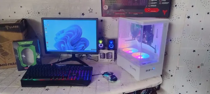 Computador i5 - NOVO - SSD 240GB, Tela 19 polegadas, 16gb memória ram, caixas de som, 