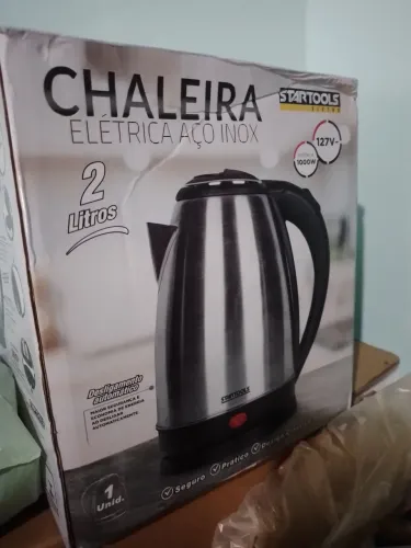 Chaleira elétrica nova