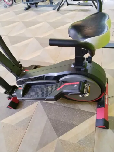 Bicicleta ergométrica elíptico Genis