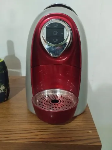 Cafeteira tres corações cápsulas