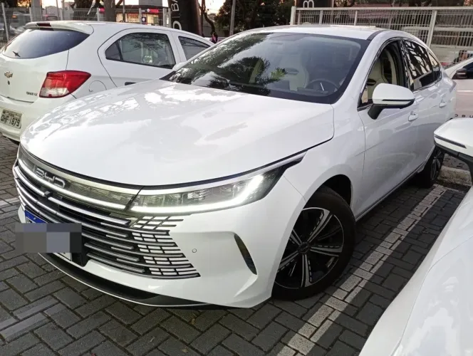 BYD King GS 1.5 16V Híbrido Aut. 2025