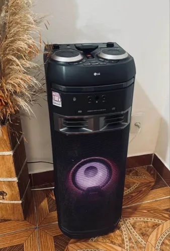 Vendo caixa de som LG