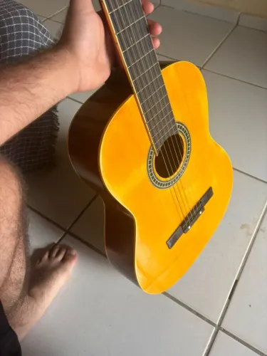 Violão simples