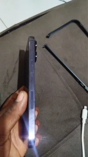 iPhone 14 Pro Max roxo modelo americano para troca em inferior com vou-ta
