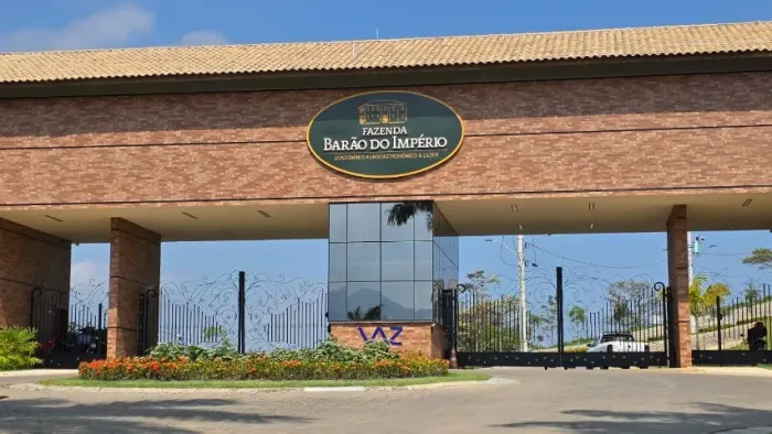 TERRENO Condomínio BARÃO DO IMPÉRIO 1.032 M2 LOTE A