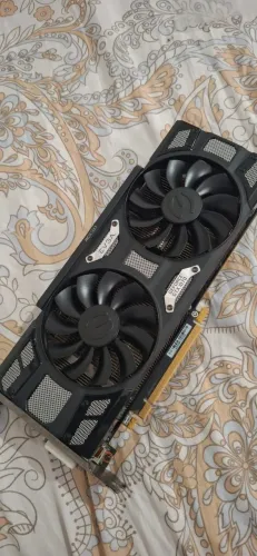 Vendo GTX 1070 8GB Gigabyte